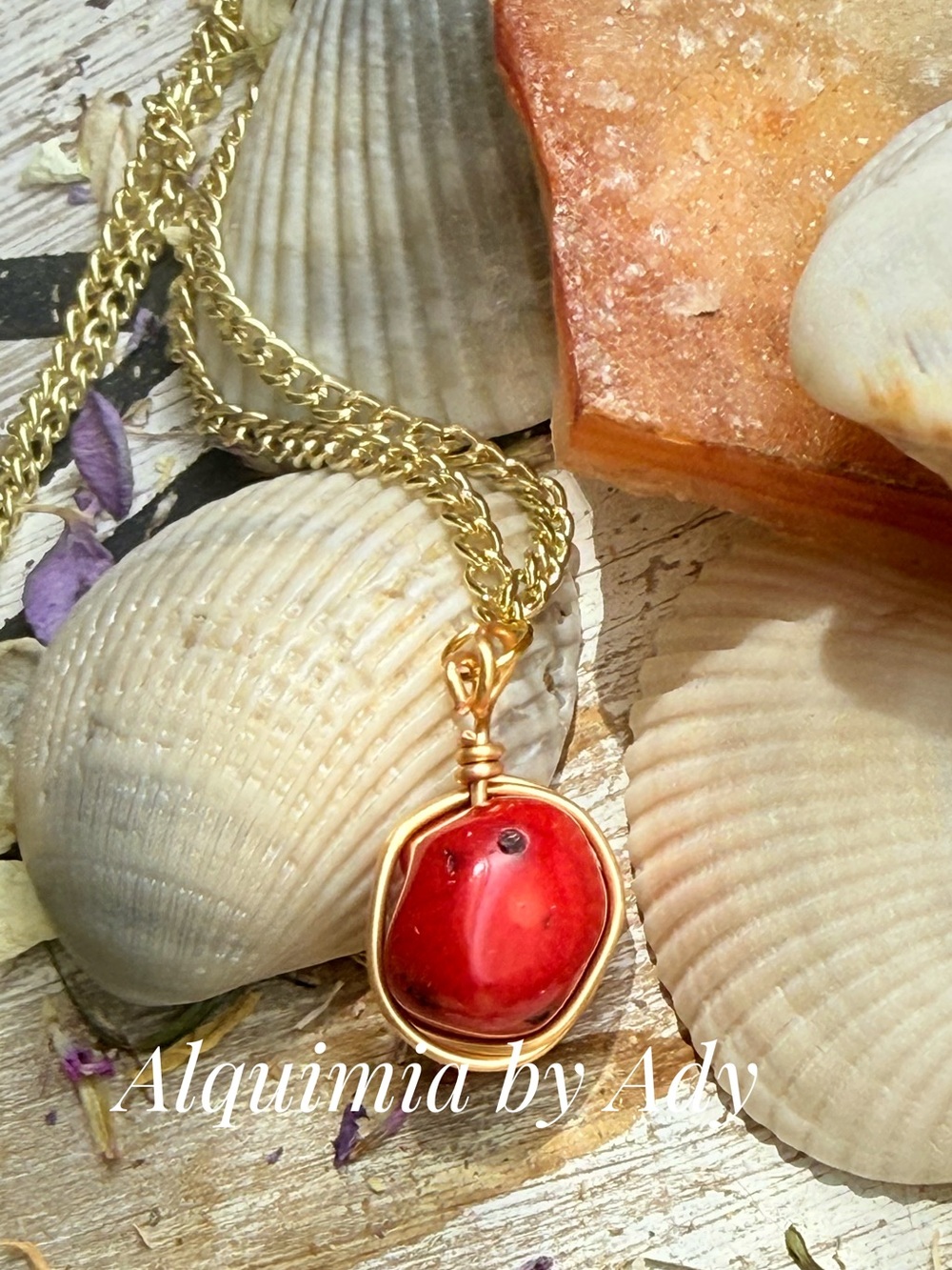 🪸 coral Gold Wire-Wrapped Red Pendant Necklace